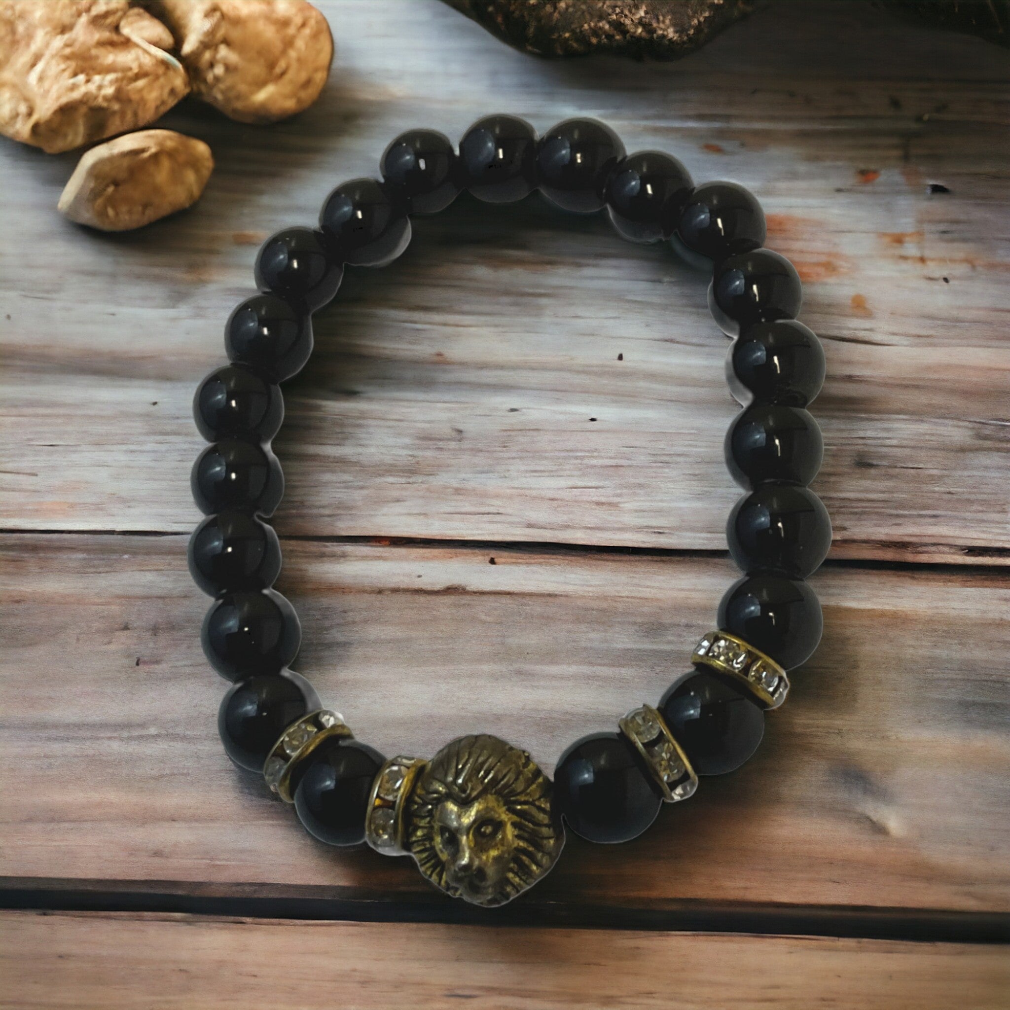 African Black Beaded with Lion Charm Bracelet (Men)